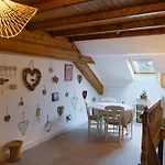 מלון Maison Capdet